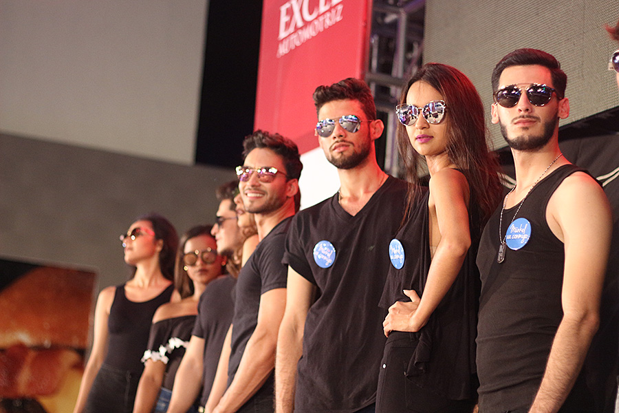 Pasarela-modelo-rinaldimolina